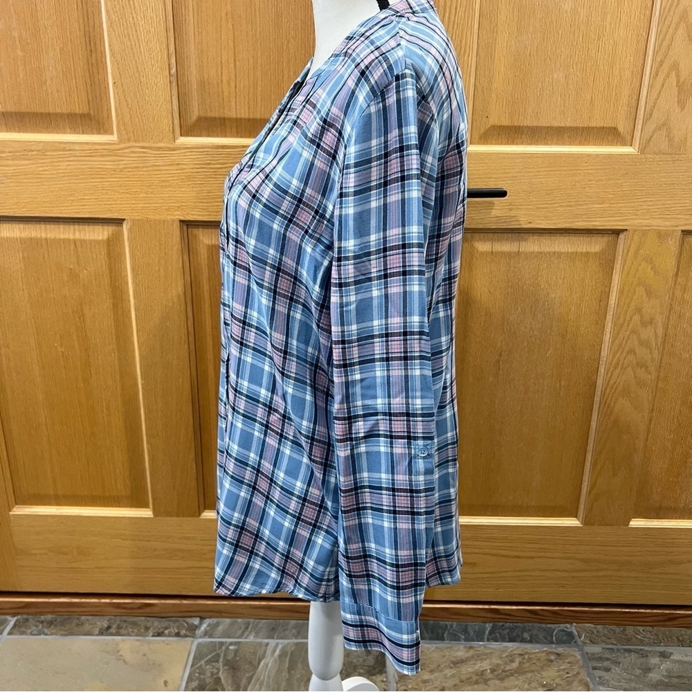 Women’s Dane Blue Plaid V-Neck Soft Joie Button Up Long Sleeve Blouse Size M - Picture 3 of 10